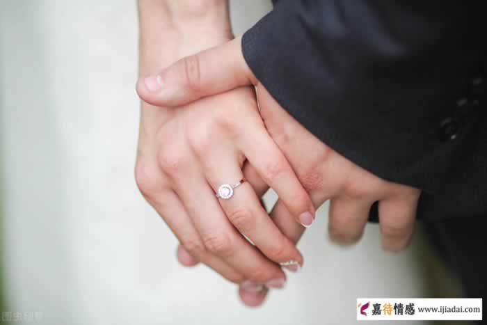 出轨同事的人是什么心理？_嘉待情感