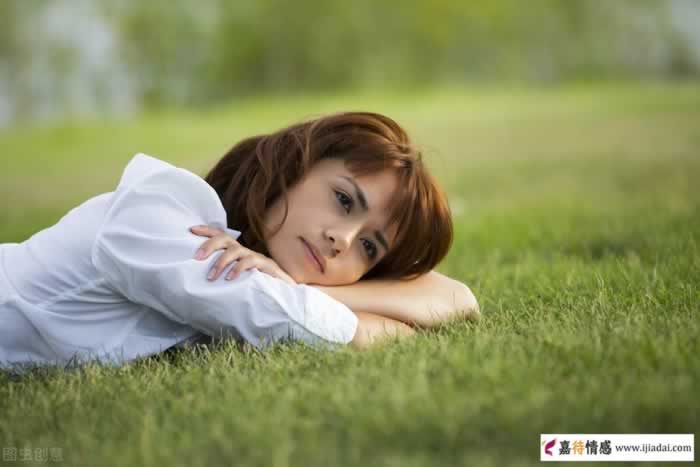 聪明的女人，不会逼男人做这三件事_嘉待情感