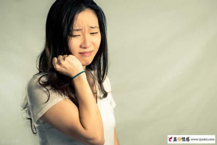 女人只有爱你，才会逼你做这三件事_嘉待情感