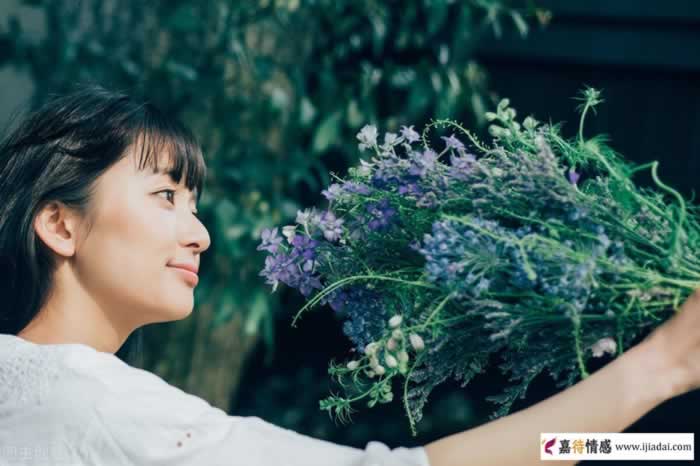 给离异女人的三条“逆耳”忠告_嘉待情感