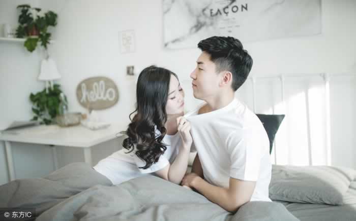 学会这三种挽回方法，让异地男友主动来看你！_嘉待情感