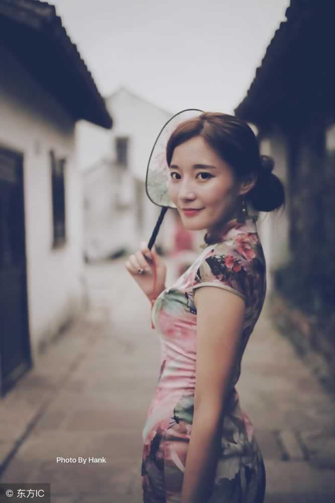 最打动男人的是女人的“柔”，学会这几招激起男人的爱怜和保护欲_嘉待情感