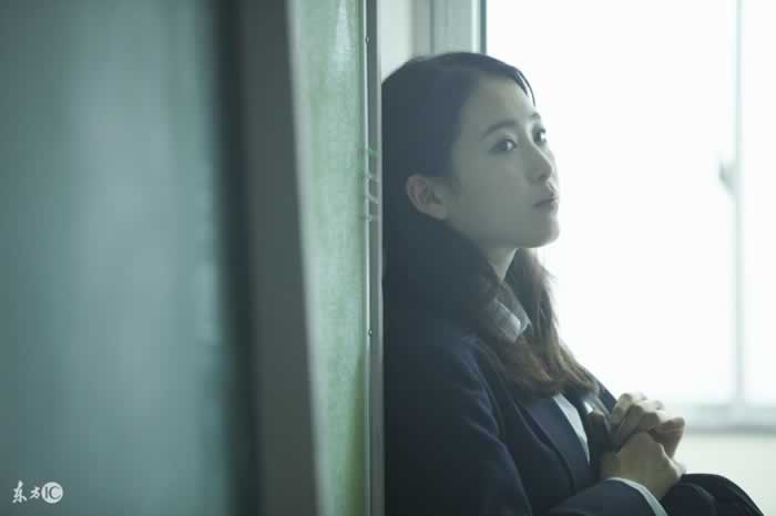 他出轨、打女人说他最爱的就是我，我该不该和他继续？_嘉待情感