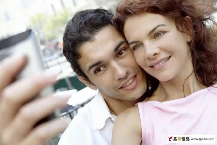 两个已婚女人告诉你，有了家庭后还会想念情人吗？_嘉待情感