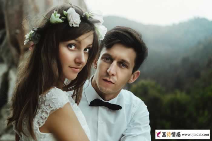 知道丈夫有了婚外情，也不离婚的女人是怎么想的？_嘉待情感