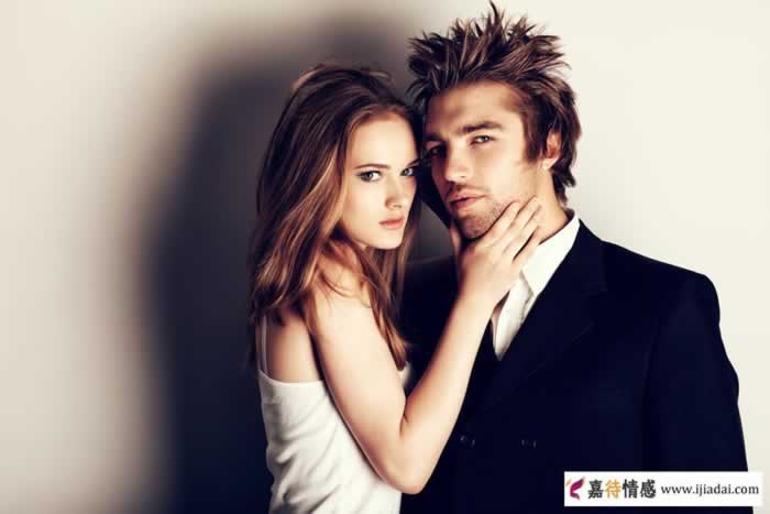 中年女人安分不安分，看她在3件事上的抉择男人就懂了_嘉待情感