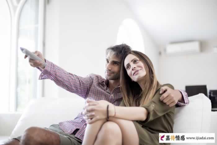 中年女人大部分会在这几件事上容易动情，男人了解下_嘉待情感