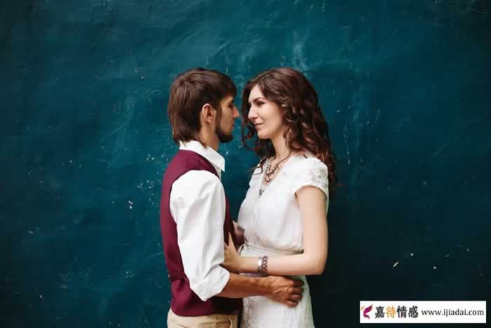 妻子原谅了丈夫的婚外情，应该怎么与丈夫相处才能释怀？_嘉待情感