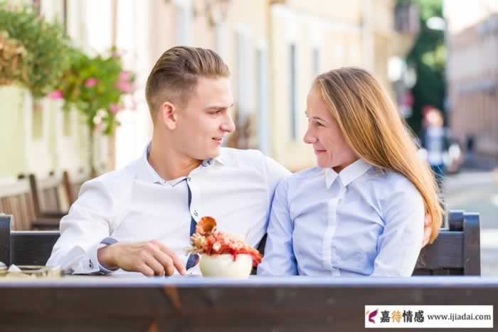 为什么暧昧很久的女人突然对你冷漠了？_嘉待情感