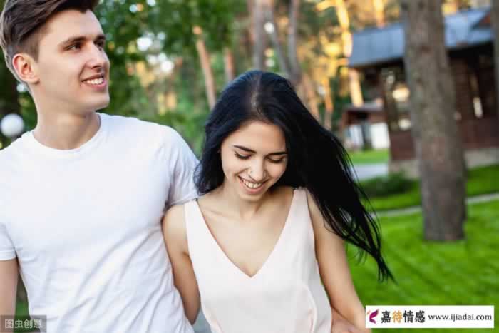 中年女人对你有想法时一般会说4句话来暗示你，男人不妨了解一下_嘉待情感