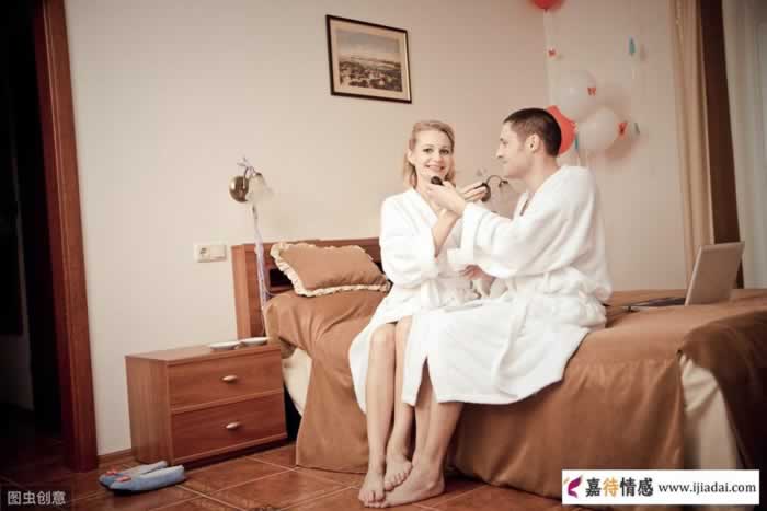 男人婚外情的对象为什么会让女人感觉很俗？_嘉待情感