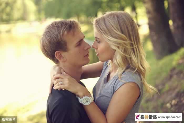 男人开展婚外的恋情究竟是为什么？三个男人说出心里话_嘉待情感