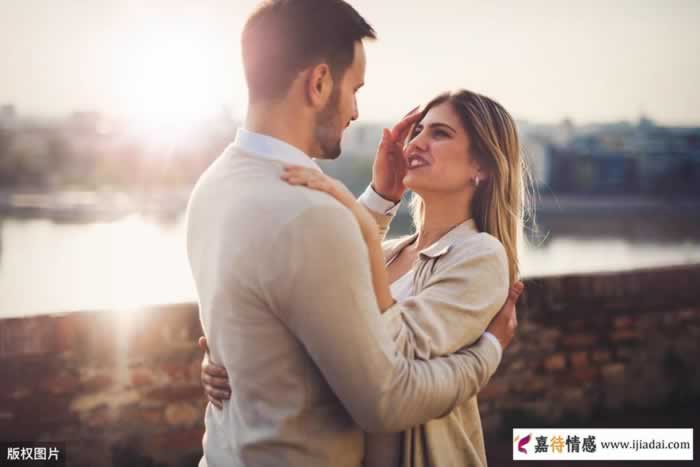 男人开展婚外的恋情究竟是为什么？三个男人说出心里话_嘉待情感