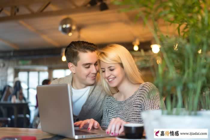 男人有了婚外情，仍然对妻子说只爱你一个女人能信吗？_嘉待情感