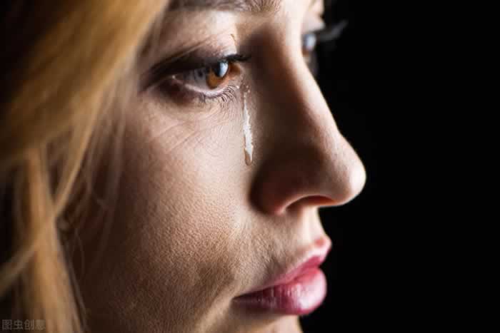 根据分手之后男女心理差异，挽回爱情要怎样挽回？_嘉待情感