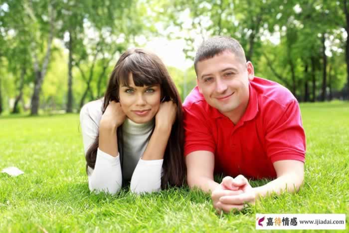 离婚后男人对前妻还有旧情吗？2个过来人说出实话_嘉待情感