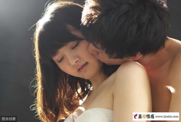 人到中年女人是对你动了真情还是玩玩而已？可以看这三点看得出来_嘉待情感