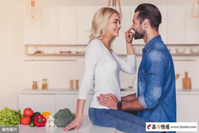 多数中年女人没有多复杂，对男人多数只有这两点要求_嘉待情感