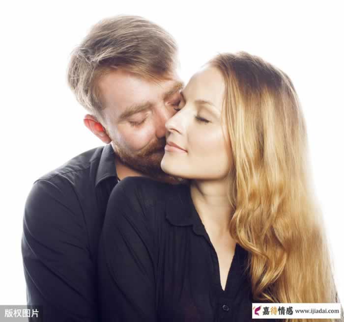 40岁以后多数男人容易和这四种女人发生联系_嘉待情感