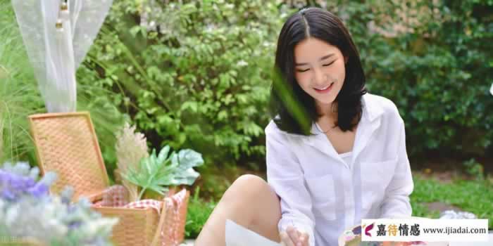 女人喜欢上一个男人，会有哪方面的表现？_嘉待情感