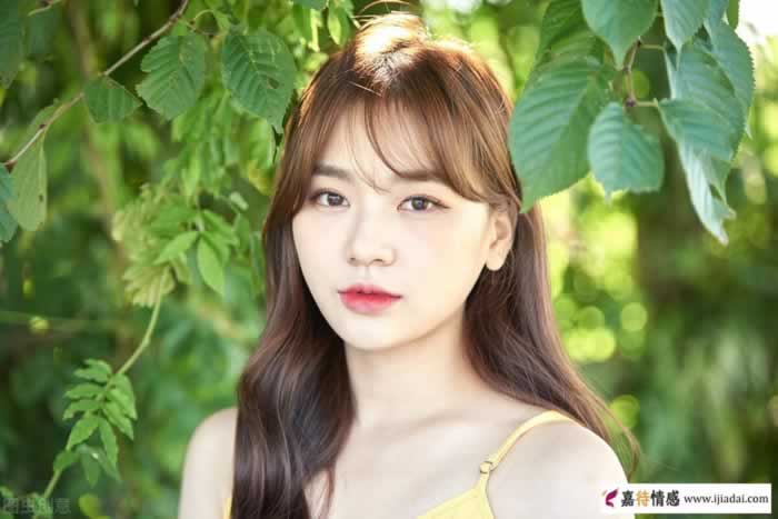 女人喜欢上一个男人，会有哪方面的表现？_嘉待情感