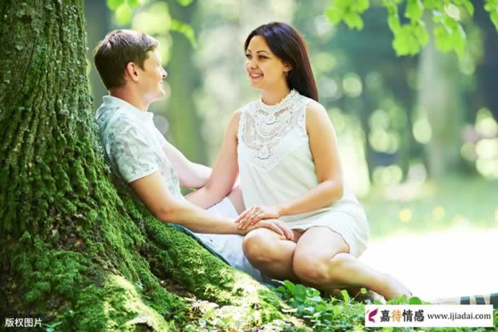 娶了情人的再婚男人现在过得好吗？中年男人含泪说了心里话_嘉待情感