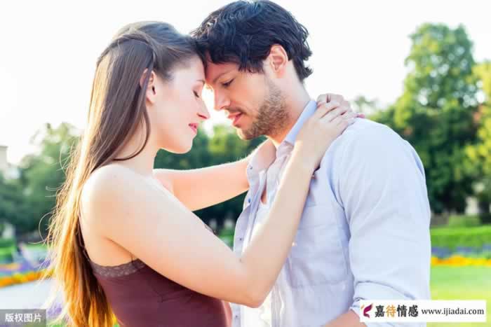 人到中年得知妻子出轨男人应该揭穿吗？三个男人说了内心的实话_嘉待情感