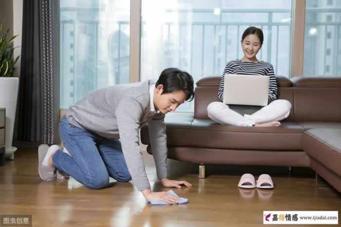 中年异性独处时，男女之间的暧昧信号你们知道几个？_嘉待情感