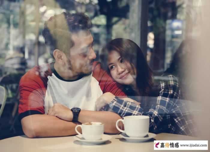 女人有这4个“心虚”的表现，表明她已经不在乎你了_嘉待情感