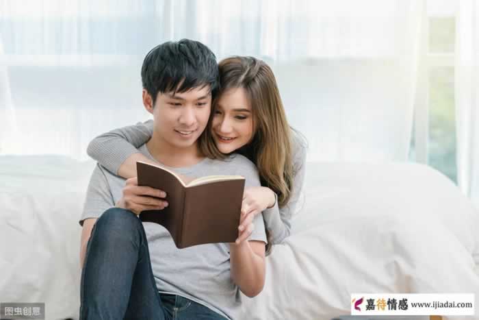 女人心里有你，才会发出这些信号，男人别错过_嘉待情感