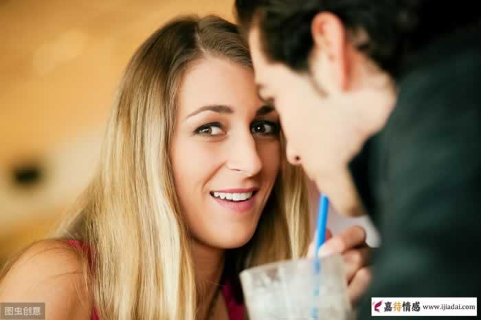 女人爱上别人的时候，不会主动分开，只会让男生先去说_嘉待情感