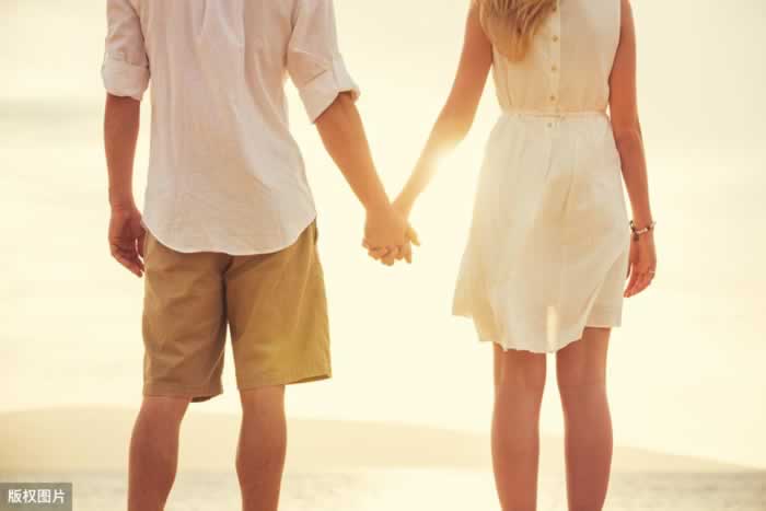 男人不愿做家务怎么办？学用这四个小技巧，让他主动做家务_嘉待情感